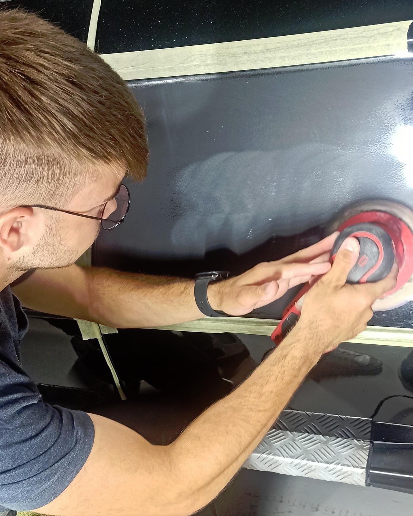 Service de polissage automobile professionnel - Master Detailz